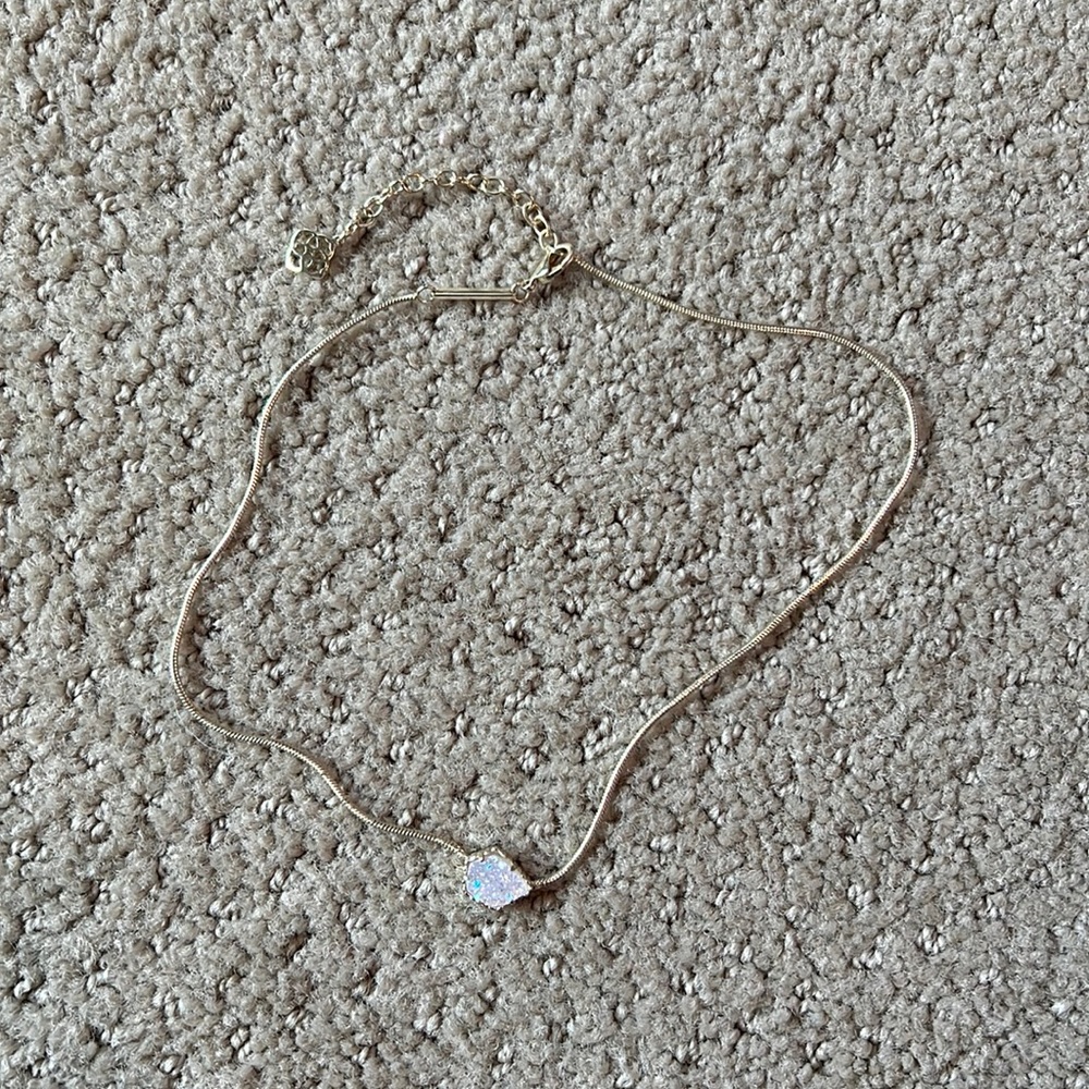 Kendra Scott Short Pendant Necklace